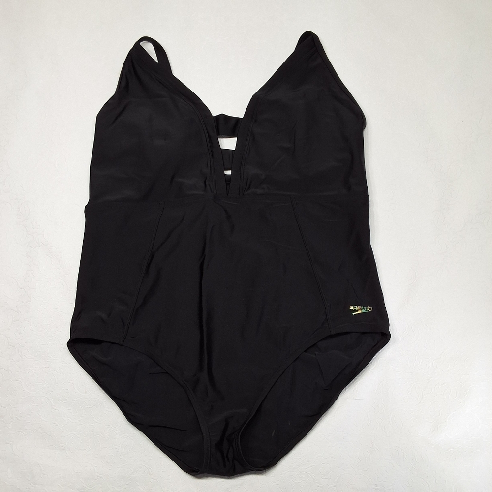 Speedo Women's One Piece Swimswit Plus Size 20
